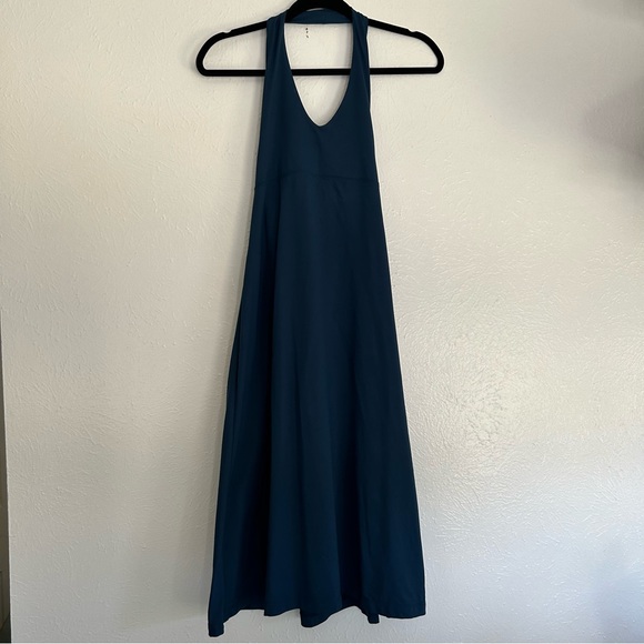 Patagonia Morning Glory Blue Halter Top Dress Tie Back Summer Athletic Hiking M - Picture 2 of 7